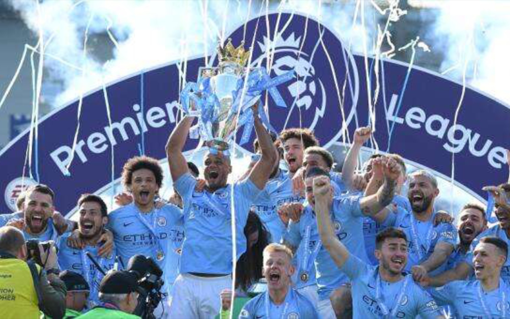 他注重年轻 他注重年轻